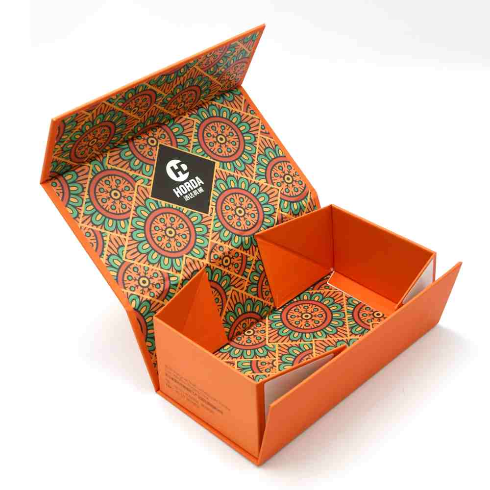 Customized Logo Luxury Cardboard Collapsible Folding Rigid Paper Packaging Magnetic Closure Gift Boxes