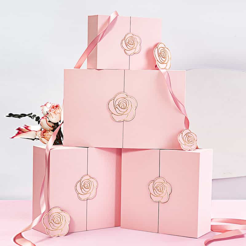 Luxury Gift Box Premium Customizable Luxury Skincare Products Paper Box.jpg