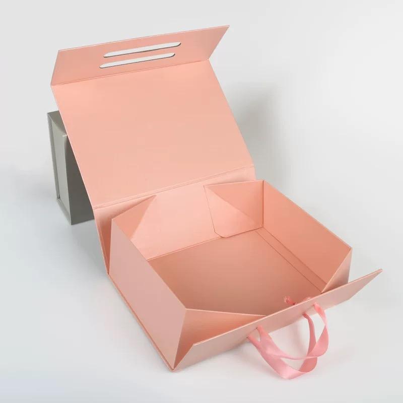 Custom large cardboard folding gift box with ribbon handles(2).jpg