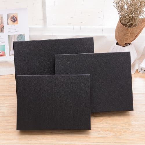 gift box_WH_500x500px_1.jpg